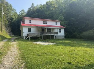 1164 Big Br, Harts, WV