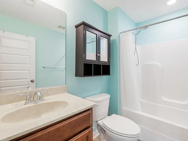 17604 Wynstone Park Ln — Photo 33