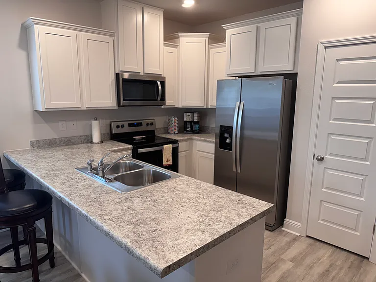 6306 Grove Park Dr — Photo 8