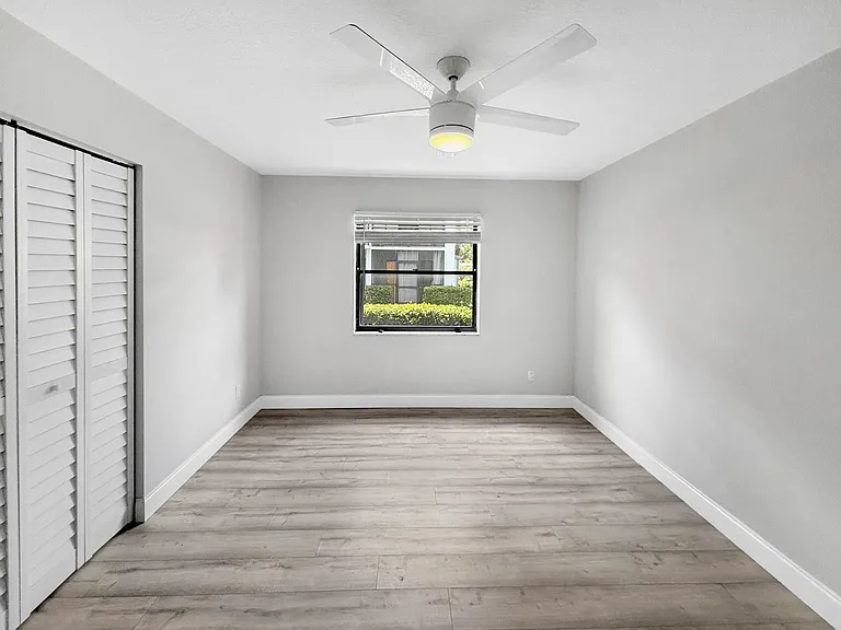 1291 SE Parkview Pl — Photo 26
