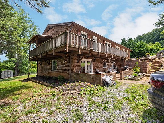 3rd image of 14263 Penny Ln