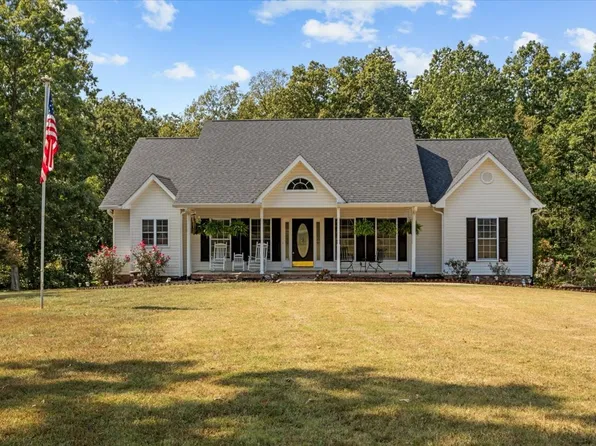 668 Mail Rd, Erin, TN 37061