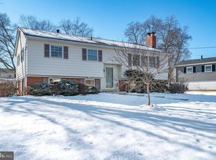 5701 Ashfield Rd, Alexandria, VA 22315