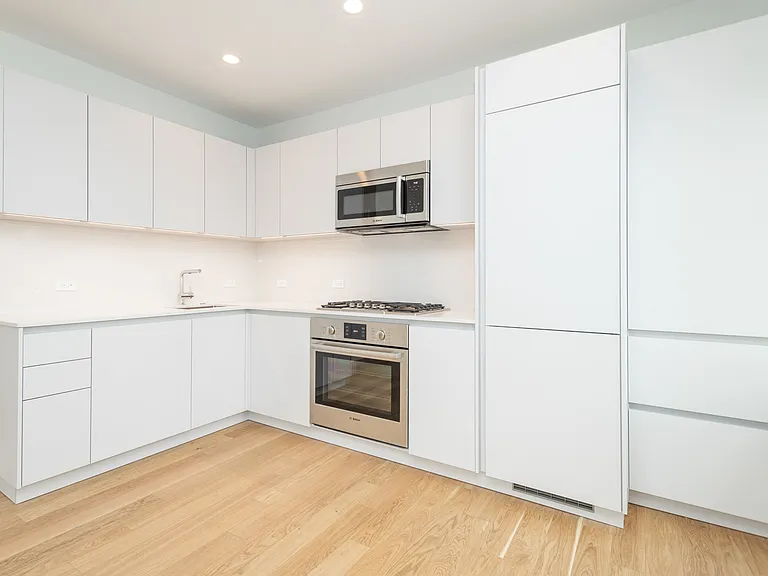 127 Highland Ave #38 — Photo 4