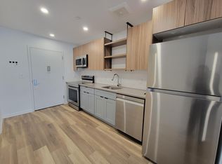 502 Market St APT 2E, Newark, NJ 07105