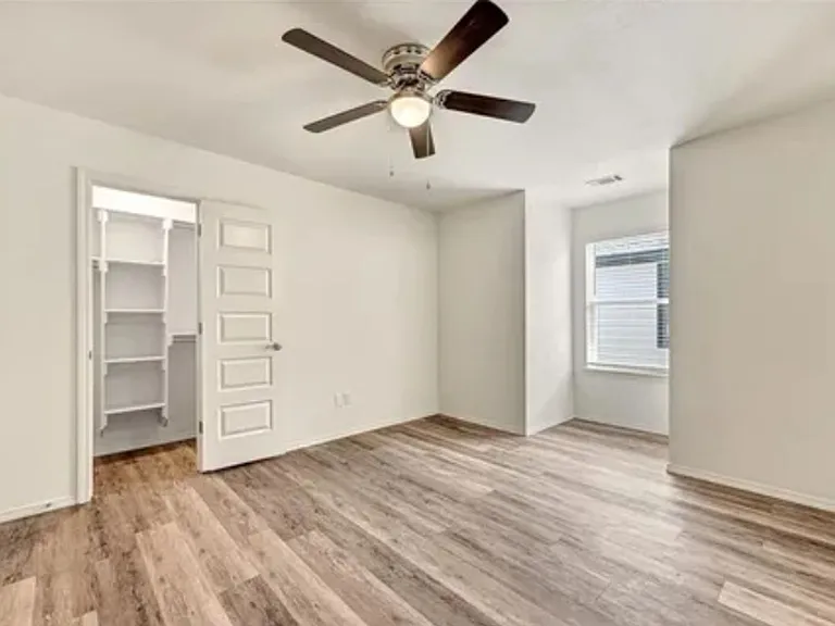 766 S Amarillo Ave — Photo 8