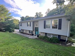 2011 Cedar Ln, Corbin, KY 40701