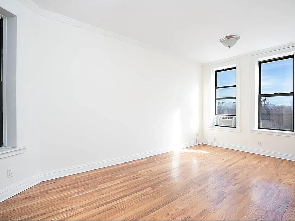 1st image of 537 Lenox Ave #8