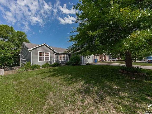 2809  Lankford Dr Lawrence, KS listing photo #4