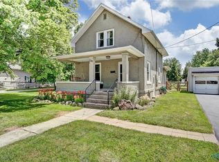 921 Farnsworth Rd, Waterville, OH 43566