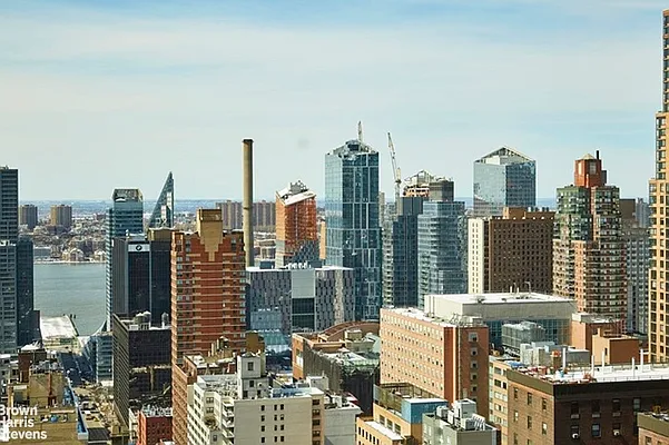 Rented by Brown Harris Stevens | media 11