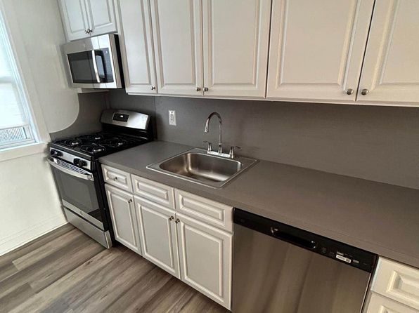 67-13 Cloverdale Blvd #8