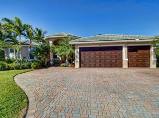 11819 Osprey Point Cir, Wellington, FL 33467