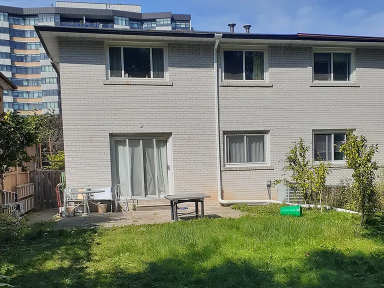 59 Fisherville Rd — Photo 14