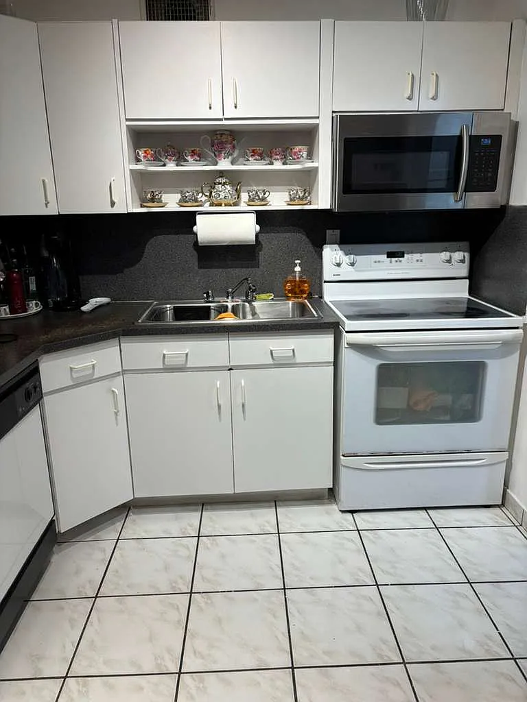 2 bed, 2.5 bath, 1260 sqft, $2,375 — Photo 4