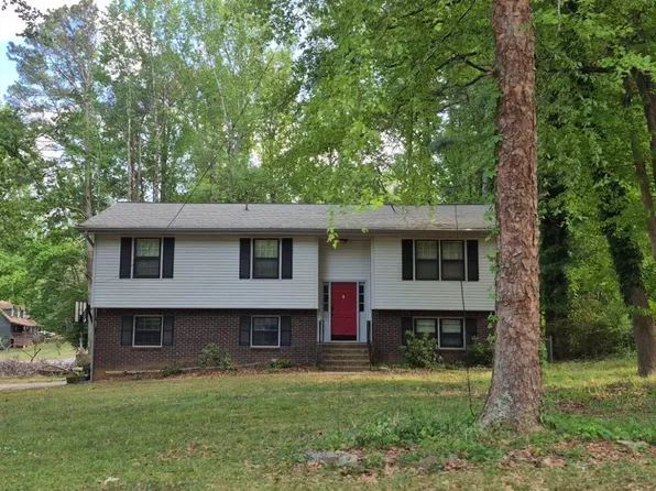 6193 Pine Ln, Douglasville, GA 30135
