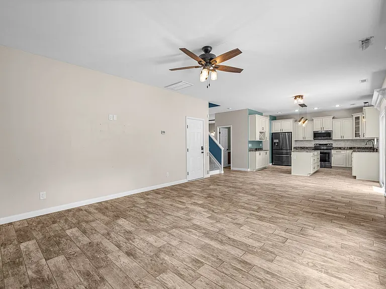 156 Old Beechtree Ln — Photo 8