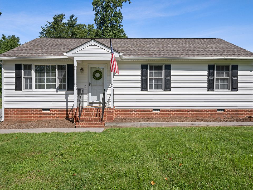 Welcome to 8230 Windsor DR, Mechanicsville, VA 23111