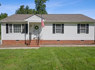8230 Windsor Dr, Mechanicsville, VA 23111