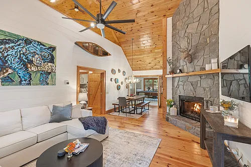 126 Winsome Way Photo 1