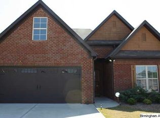 1025 Garnet Dr, Calera, AL 35040