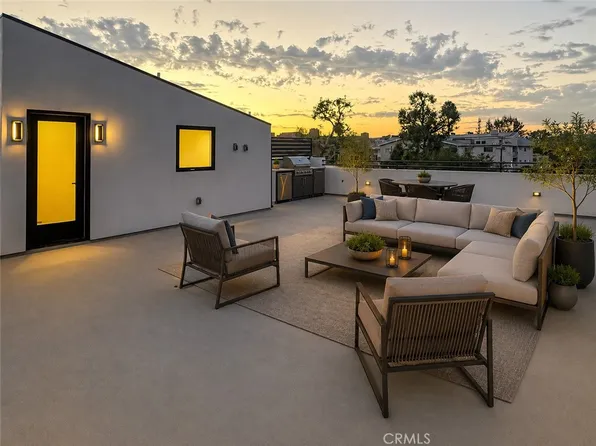 12816 Bloomfield St, Studio City, CA