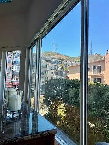 925 Corbett Ave #101 — Photo 5