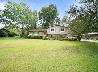 46 W Prospect Rd, Fayetteville, TN 37334