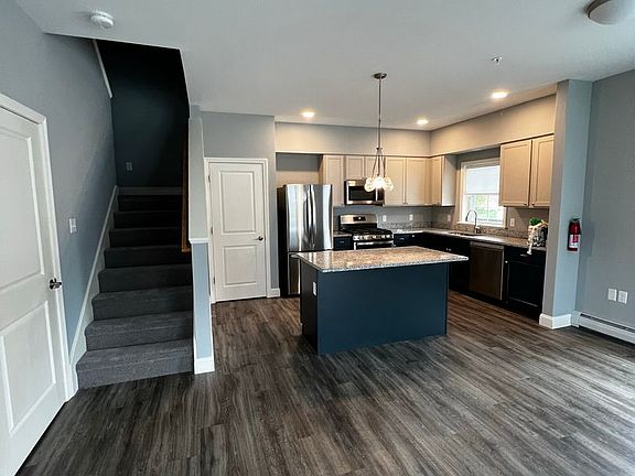 2nd image of 220 Stafford St #109
