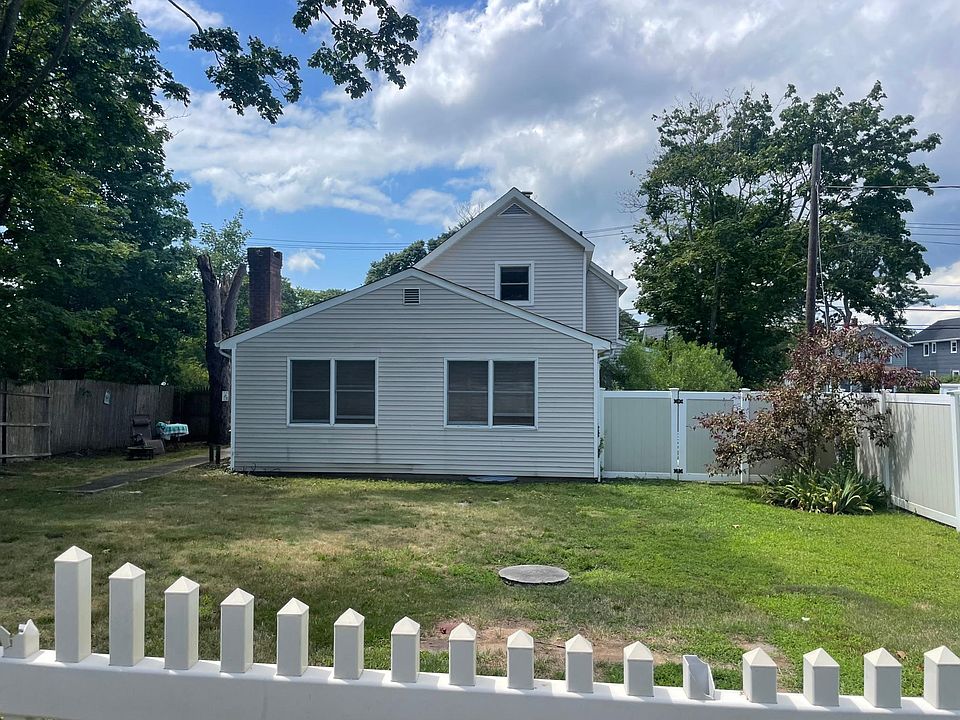 217 Greeley Ave, Sayville, NY 11782 Zillow