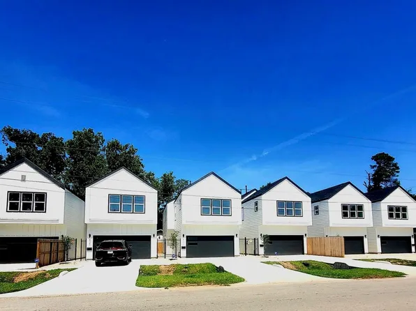 9343 Lavender St N, Houston, TX 77016