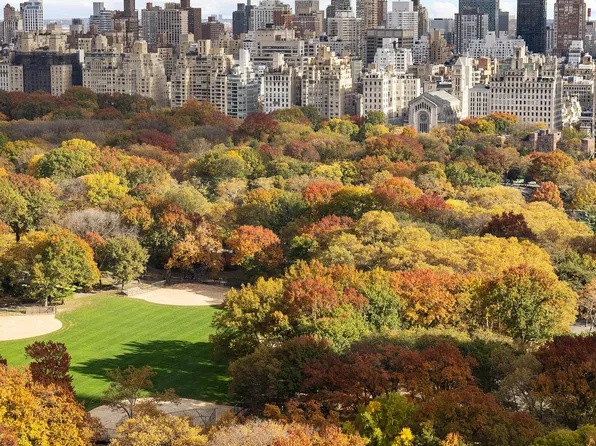 15 Central Park West image 6 of 29