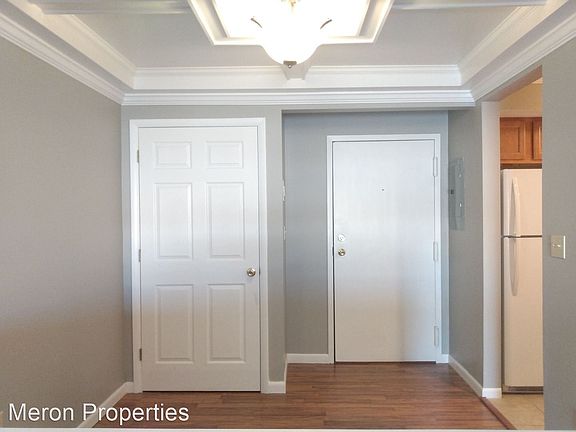 4th image of 280 Cornelia St #215