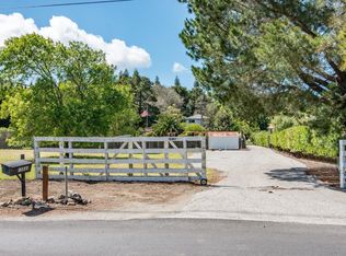 13861 La Paloma Rd, Los Altos Hills, CA 94022