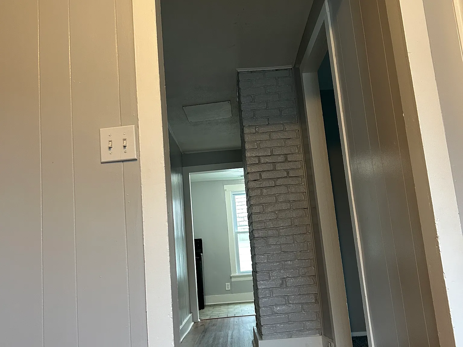 220 W Washington St — Photo 2