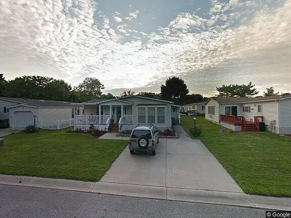 5 Deep Channel Dr, Berlin, MD 21811