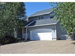 713 SW Filbert St, McMinnville, OR 97128
