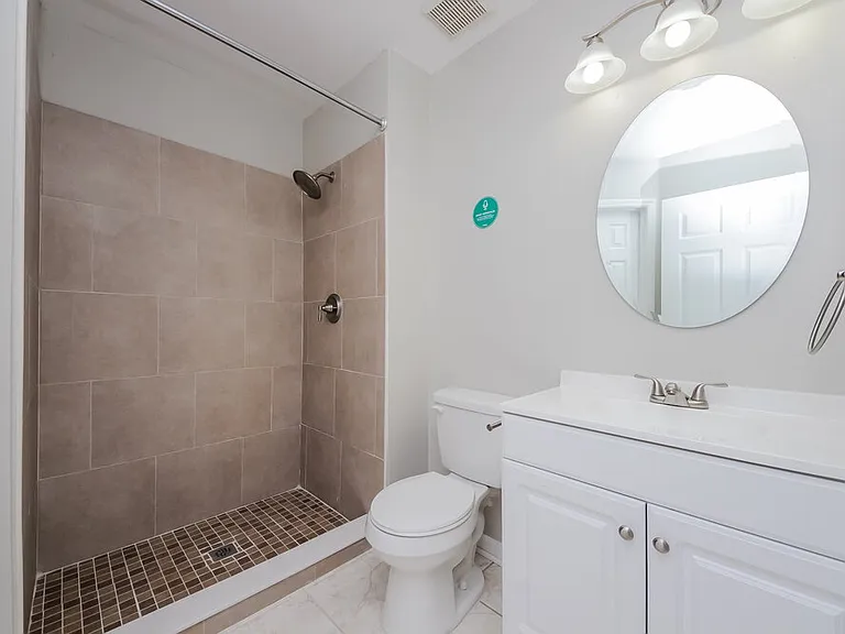 808 Cabaret Ct — Photo 9