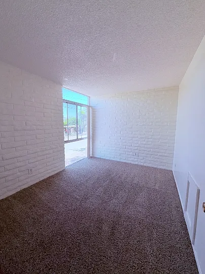 BROADWAY APARTMENTS — Photo 54