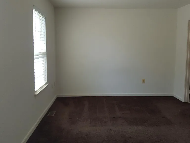 7918 Suiter Way — Photo 25