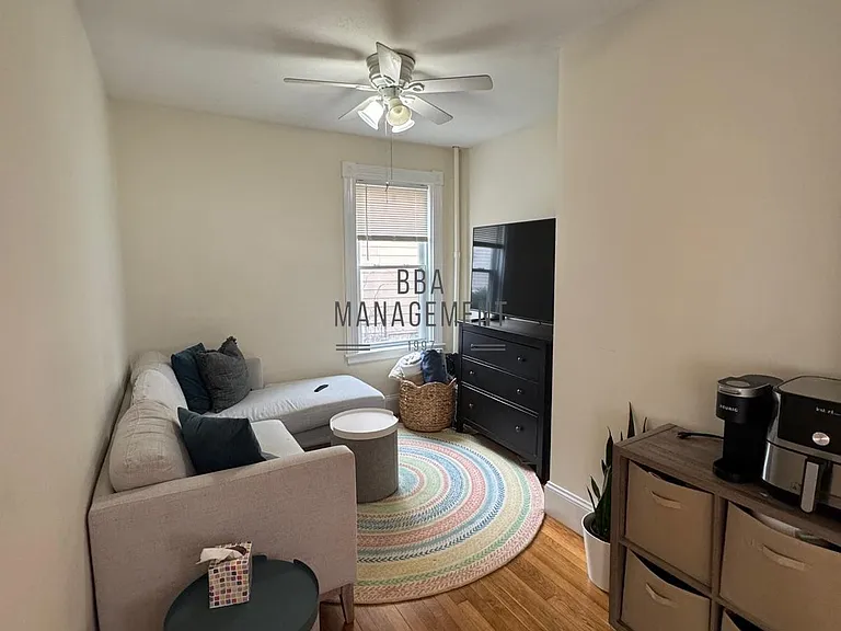 10 Benson St — Photo 3