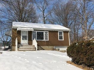 1405 Lakewood Dr, Columbia, MO 65202
