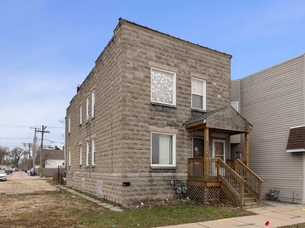 910 St Charles Rd, Maywood, IL 60153