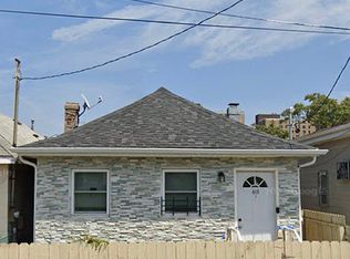448 Beach 44th St, Far Rockaway, NY 11691