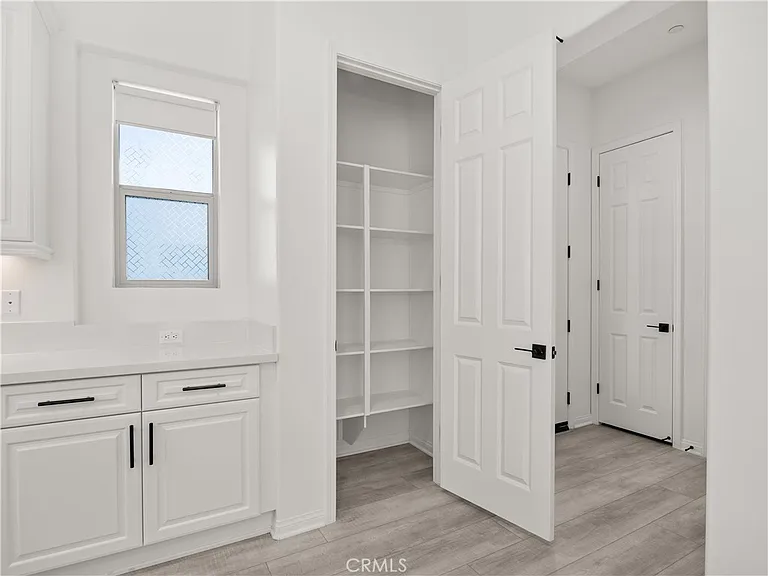 27448 Pioneer Ct — Photo 12
