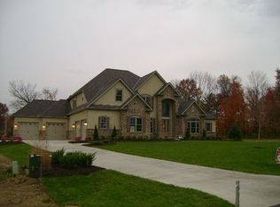 8525 Avalon Dr, Plain City, OH 43064