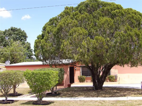 6525 W 9th Ave, Hialeah, FL 33012