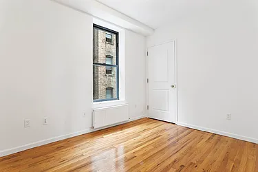 Rented by Safdie Realty Group