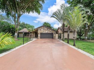 11201 NW 24th St, Plantation, FL 33323