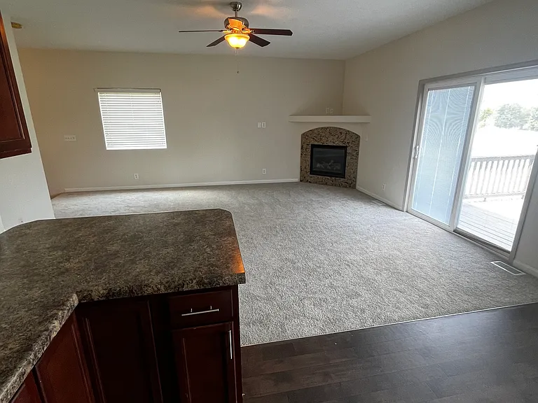 16210 Camden Ave — Photo 14